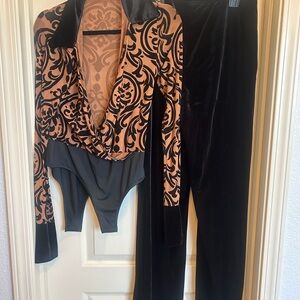 SHEIN Black and Tan Patterned Outfit - Size L/Two Piece Set